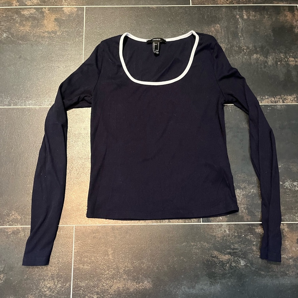 Forever 21 navy blue long sleeve top with white trim